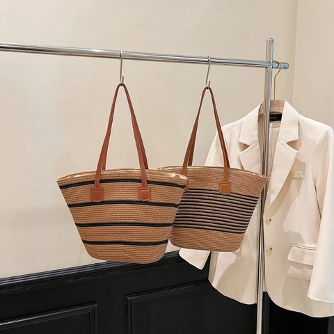 Strohgewebte Gestreifte Tragetasche Sommer Strandtasche Große Kapazität Lässige Urlaub Schultertasche Mit Kunstledergriff