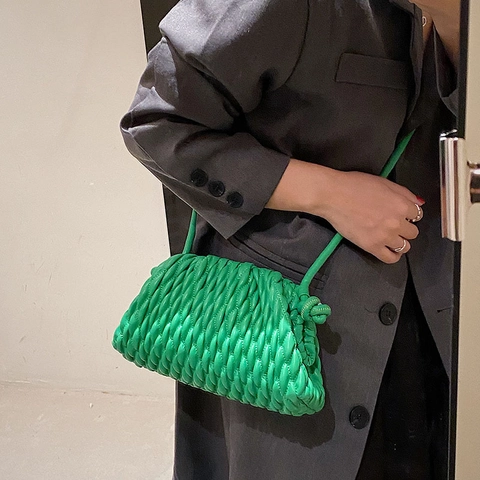 Sac À Épaule Femmes Cuir PU Texture Tissée Plissée Sac Bandoulière Rétro Streetwear Style Mode Minimaliste