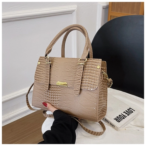 Women Crocodile Pattern PU Leather Handbag Vintage Minimalist Top Handle Shoulder Bag With Adjustable Strap