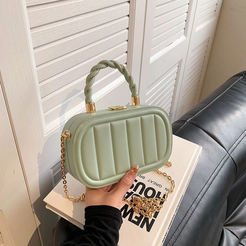 Sac À Main Boîte Matelassé Vertical Femmes Cuir PU Chaîne Dorée Poignée Torsadée Sac Bandoulière Chic Doux Quotidien