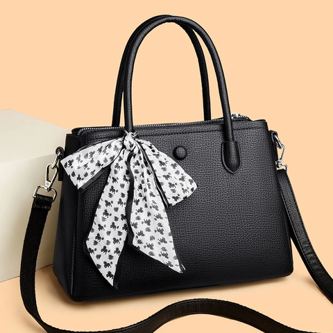 Borsa Da Donna In Pelle PU Borsa A Tracolla Con Decorazione Sciarpa Di Raso Moda Versatile Design Di Nicchia Grande