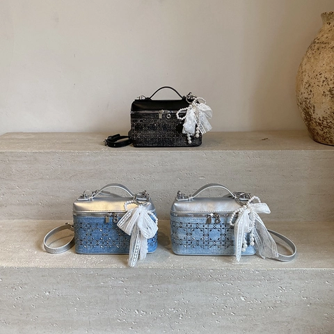 Bolso Vanity de Mezclilla con Diamantes para Mujer Bolso de Mano Tipo Caja Bandolera con Lazo de Perlas y Encaje Bolso PU