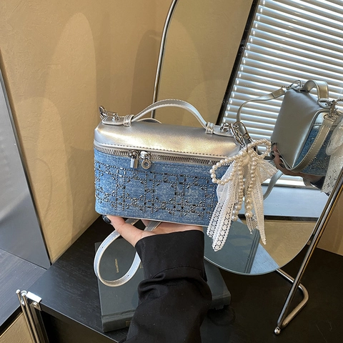 Bolso Vanity de Mezclilla con Diamantes para Mujer Bolso de Mano Tipo Caja Bandolera con Lazo de Perlas y Encaje Bolso PU