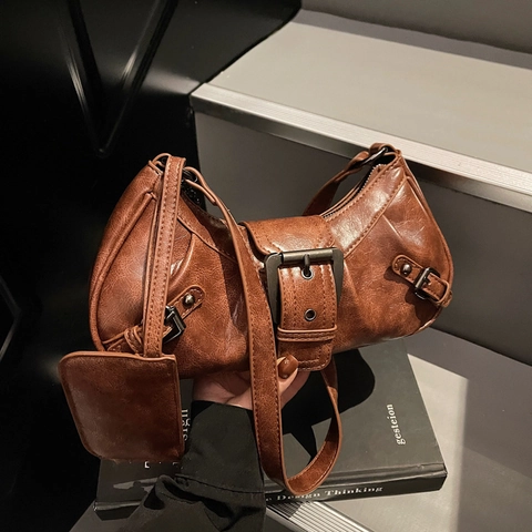 Retro PU Leather Crossbody Bag For Women Solid Color Punk Style Shoulder Underarm Purse With Detachable Card Pouch