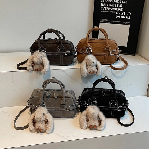 Retro Boston Bag Matte PU Leather Contrast Stitching Plush Rabbit Charm Versatile Shoulder Crossbody Handbag Korean Style