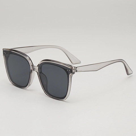Occhiali Da Sole Quadrati Alla Moda Montatura PC Lente AC Protezione UV400 Decoro Rivetto Unisex
