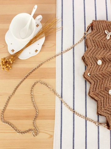 Sac À Bandoulière En Paille De Raphia Tissé À La Main Avec Décorations De Künstliche Perles Coquillages Chaîne Dorée Style Plage