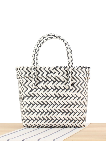 Woven Tote Bag Handheld Plastic Striped Basket For Bathroom Storage Beach Shopping Portable Small Square Purse Women