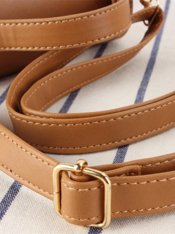 Damen Gewebte Papierschnur Umhängetasche Mit PU Lederklappe Vintage Sommer Strand Urlaub Handtasche Verstellbarer Gurt