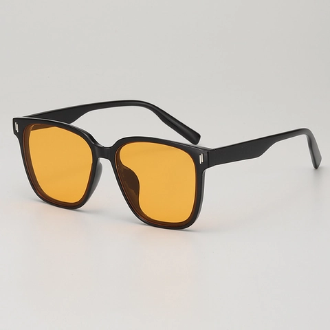 Square Sunglasses Large Frame PC AC Lens UV400 Protection Rivet Decor Punk Hip Hop Fashion Eyewear For Men Women