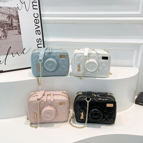 Camera Shaped Crossbody Bag Quilted PU Leather Diamond Pattern Fashion Shoulder Purse With Gold Metal Chain Strap
