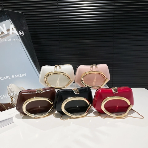 Retro PU Leather Crossbody Bag With Gold C-Handle And Chain Strap Minimalist Handbag Evening Purse For Women