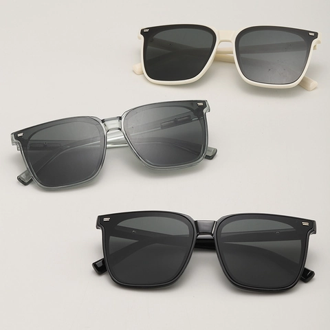 Square Oversized Sunglasses Retro Vintage UV400 Protection PC AC Frame Outdoor Travel Fashion Eyewear For Men Women