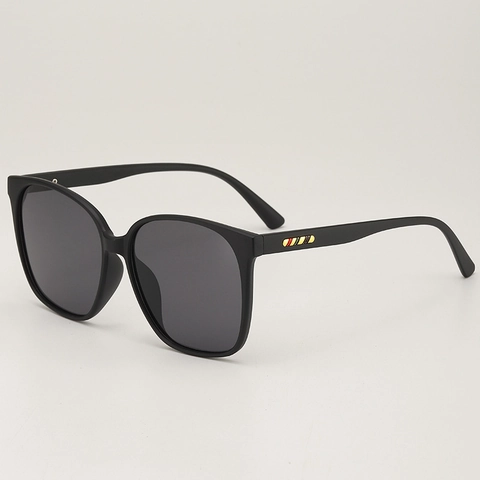 Oversized Square Sunglasses Retro PC Frame UV400 Protection Fashion Vintage Eyewear Striped Temple Decoration Unisex