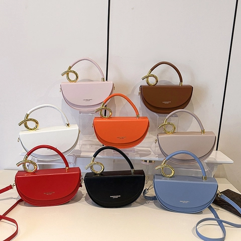 Borsa A Tracolla A Sella In Pelle PU Alla Moda Con Manico In Anello Di Metallo Dorato Borsa A Mano Mezzaluna Per Donna