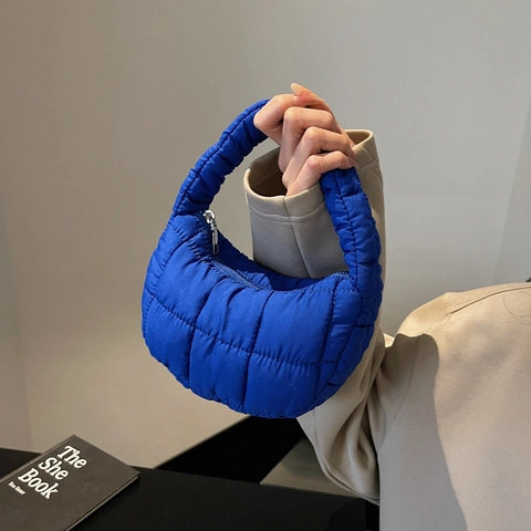 Sac À Main Matelassé Nuage Nylon Croissant Hobo Bag Fermeture Éclair Rembourré Sac Sous L'aisselle Mode Femmes
