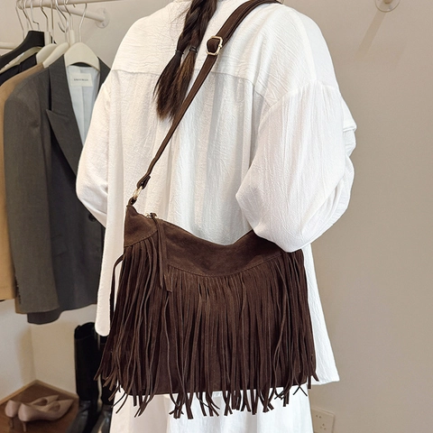 Vintage Suede Fringe Shoulder Bag Bohemian Tassel Crossbody Bag Large Capacity Retro Handbag For Women