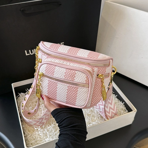 Women Geometric Plaid Chest Bag PU Leather Fabric Patchwork Wide Jacquard Strap Fashion Multi Pocket Waist Bag Casual