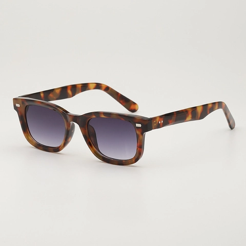 Vintage Square Rectangular Sunglasses For Women Men PC Frame AC Lens UV400 Protection Rivet Decor Fashion Street Style Sunshade Eyewear