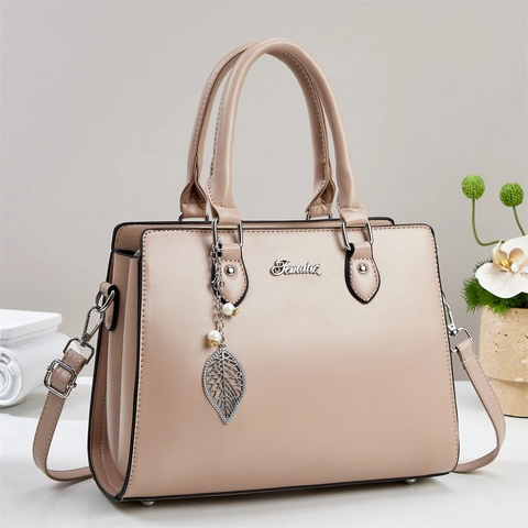 Borsa A Spalla Da Donna In Pelle PU Grande Capacità Con Pendente A Foglia E Perla Artificial Elegante Borsa Tracolla Quotidiana