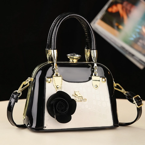 Women Patent PU Leather Shell Handbag Crocodile Pattern Rhinestone Lock Flower Charm Crossbody Bag Trendy Daily