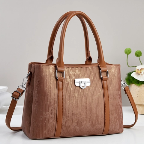 Women Large Capacity Shoulder Handbag PU Leather Vertical Texture Retro Fashion Tote Bag With Adjustable Strap Silver Hardware