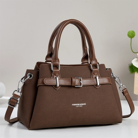 Borsa Da Donna In Pelle PU Testurizzata Borsa A Tracolla Retro Minimalista Versatile Con Decorazione Cintura Fibbia Argento