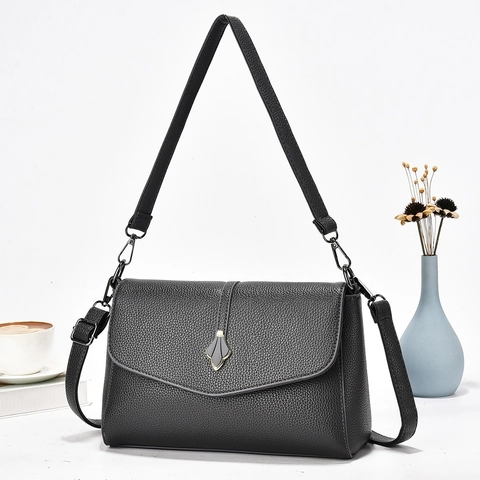 Women PU Leather Shoulder Bag Retro Lychee Pattern Large Capacity Crossbody Handbag With Metal Leaf Lock For Daily Use