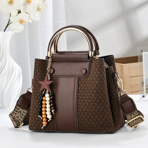 Borsa A Spalla Da Donna In Pelle PU Intrecciata A Mano Con Manico In Metallo Circolare Tracolla Larga Etnica Ciondolo Stella