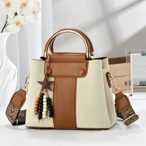 Bolso De Hombro De Mujer Cuero Sintético Patchwork Tela Asa De Anillo Metal Correa Tejida Ancha Colgante Estrella Retro