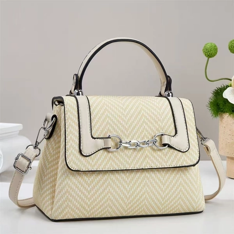Sac À Main En Tissu À Chevrons Patchwork En Cuir PU Sac À Bandoulière Avec Chaîne En Métal Style Rétro Pour Femmes