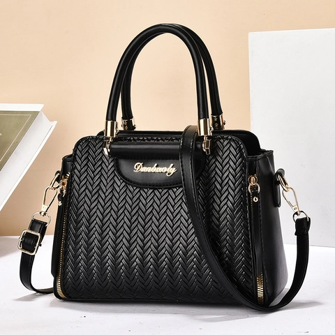 Sac À Main En Cuir PU Tissé Femmes Élégant Sac À Bandoulière Matériel Doré Sac De Mode