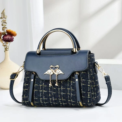 Bolso De Hombro De Tweed Para Mujer Bolso De Mano Elegante Con Flamenco Perla Artificial Asa De Metal Contraste Bolso Bandolera
