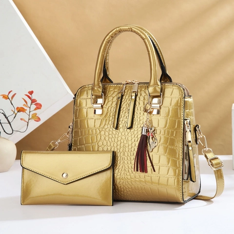 Women Fashion Handbag And Clutch Wallet Crocodile Pattern PU Leather Shiny Surface With Tassel Cat Charm Crossbody