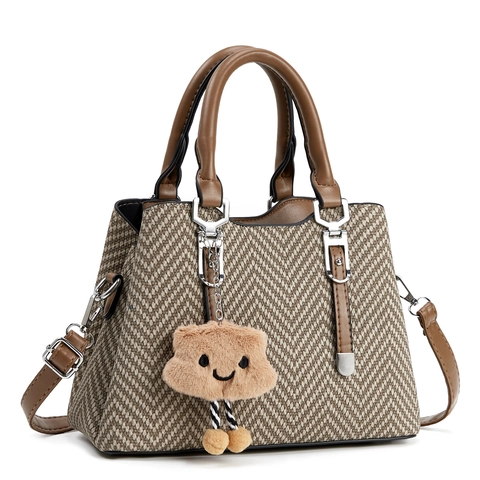 Women Woven Handbag Large Capacity PU Leather Tote Bag With Plush Cloud Charm Elegant Crossbody Bag For Daily Use