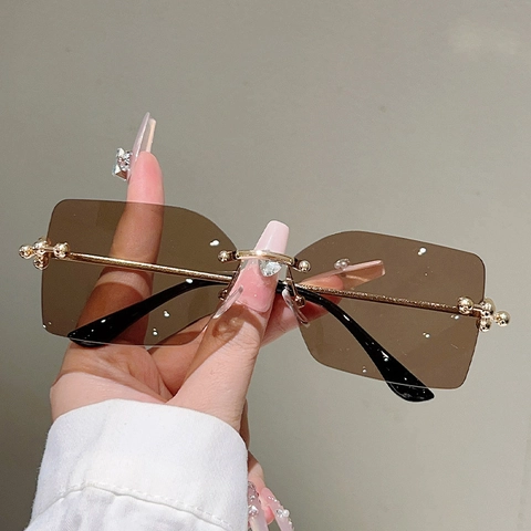 Gafas De Sol Sin Montura Para Mujer Marco De Metal Decoración Perla Corazón Lentes Degradadas Geométricas UV400 Trendy