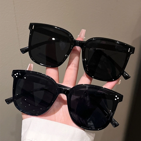 Occhiali Da Sole Cat Eye Oversize Protezione UV400 Montatura PC Lenti Tendenza Minimalista Per Donne Uomini Viaggio Festa