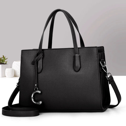 Women Lychee Texture PU Leather Handbag Large Capacity Crossbody Bag With Adjustable Strap Letter C Pendant Tote
