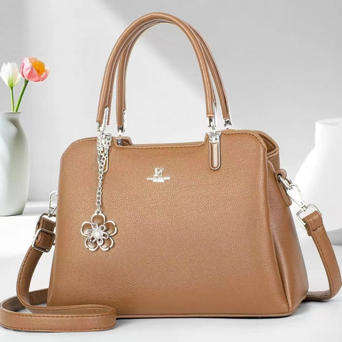 Borsa A Mano Da Donna Elegante Pelle PU Trama Litchi Borsa A Tracolla Con Ciondolo A Fiore Per Ufficio Quotidiano