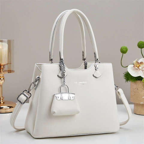 Borsa Tote In Pelle PU Con Motivo Litchi Con Manico Superiore Tracolla Regolabile E Mini Ciondolo Elegante Casual Per Donna