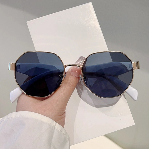 Lunettes De Soleil Polygonales Mode Monture Métal Protection UV400 Moderne Octogonale Femmes Luxe Minimaliste