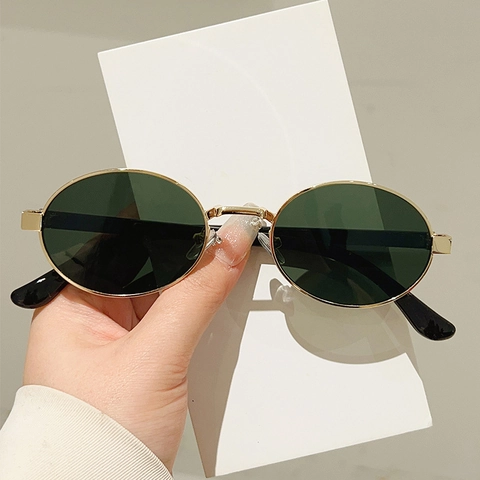 Lunettes De Soleil Ovales Rétro Monture Métallique Fine Protection UV400 Accessoire De Mode Vintage Femmes Hommes Style