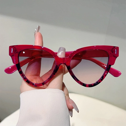 Dames Cat Eye Zonnebril Vintage PC Frame UV400 Bescherming Verlooplenzen Mode Luipaardprint Retro Bril