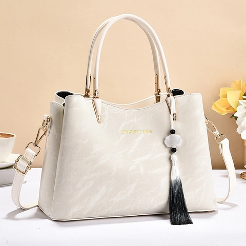 Borsa A Mano Da Donna In Pelle PU Elegante Trama Marmorea Borsa A Tracolla Con Ciondolo Fiore Nappa Borsa Di Moda Versatile