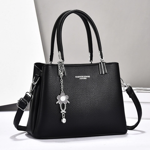 Borsa Tote da Donna in Pelle PU con Trama Litchi di Moda Borsa a Mano di Grande Capacità con Pendaglio a Fiore a Tracolla