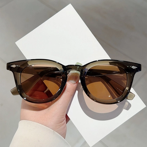 Gafas De Sol Redondas Retro Material PC Protección UV400 Decoración De Remaches Metálicos Para Hombres Mujeres