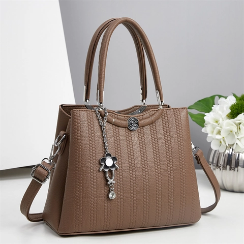 Borsa A Mano Donna Pelle PU Goffrata Trama Nido Ape Borsa A Tracolla Borsa A Spalla Con Pendente A Fiore Elegante Versatile