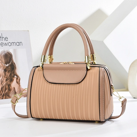 Women PU Leather Boston Handbag Vertical Pleated Texture Crossbody Bag Minimalist Urban Professional Shoulder Bag Solid Color