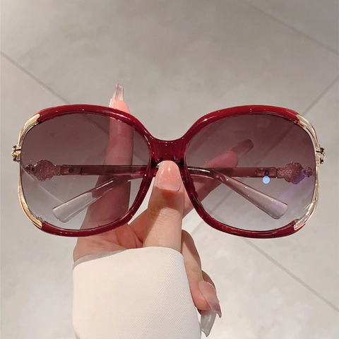 Women Sunglasses Oversized Butterfly PC Frame Gradient Lens Metal Camellia Flower Decoration Vintage UV400 Elegant