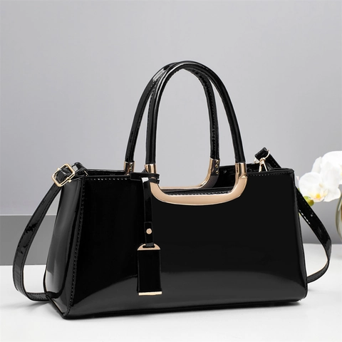 Shiny Patent Leather Handbag For Women PU Shoulder Bag With Gold Hardware Detachable Strap Elegant Crossbody Bag